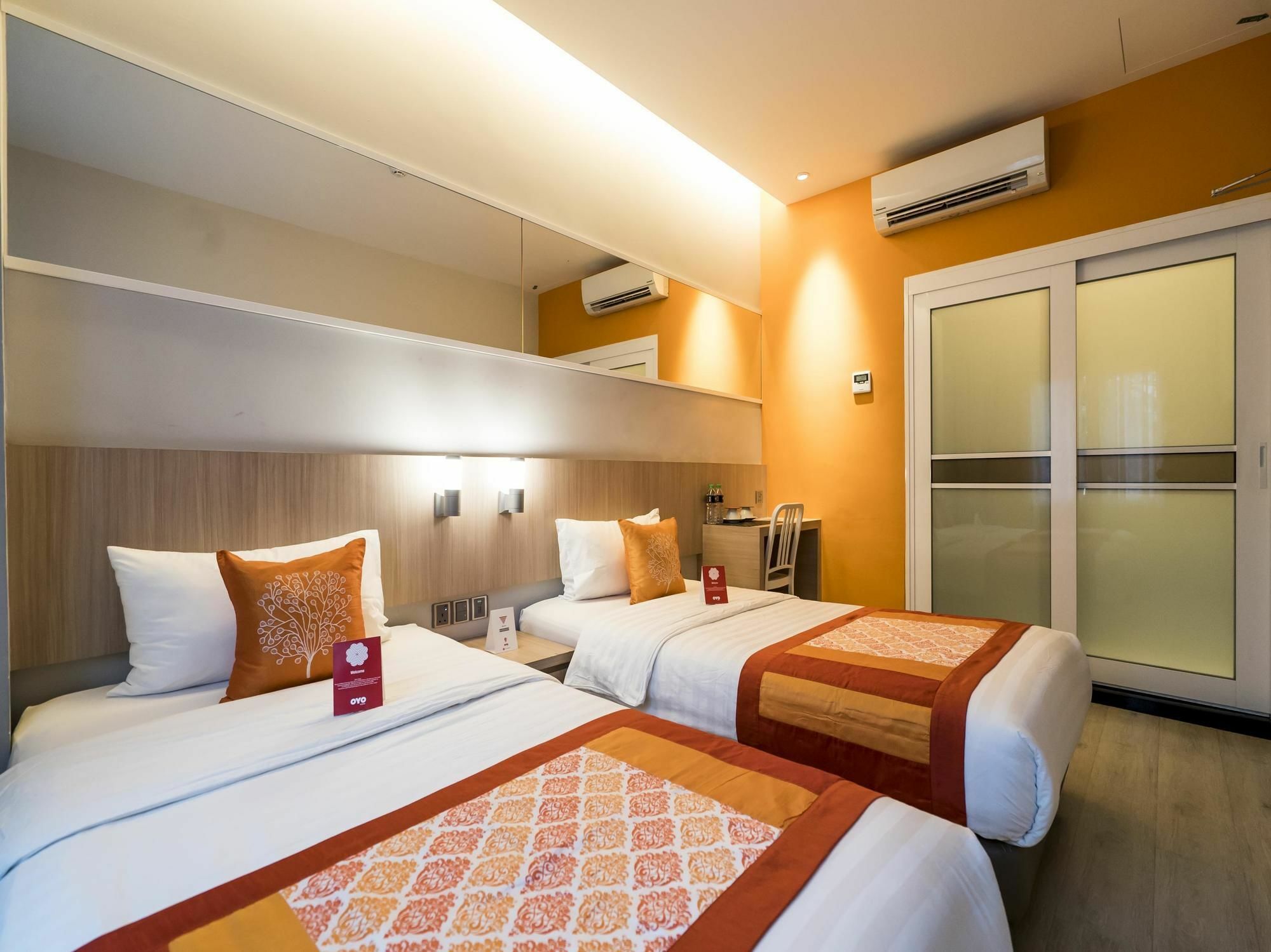 Oyo 279 Orange Premier Hotel Kuala Lumpur Dış mekan fotoğraf